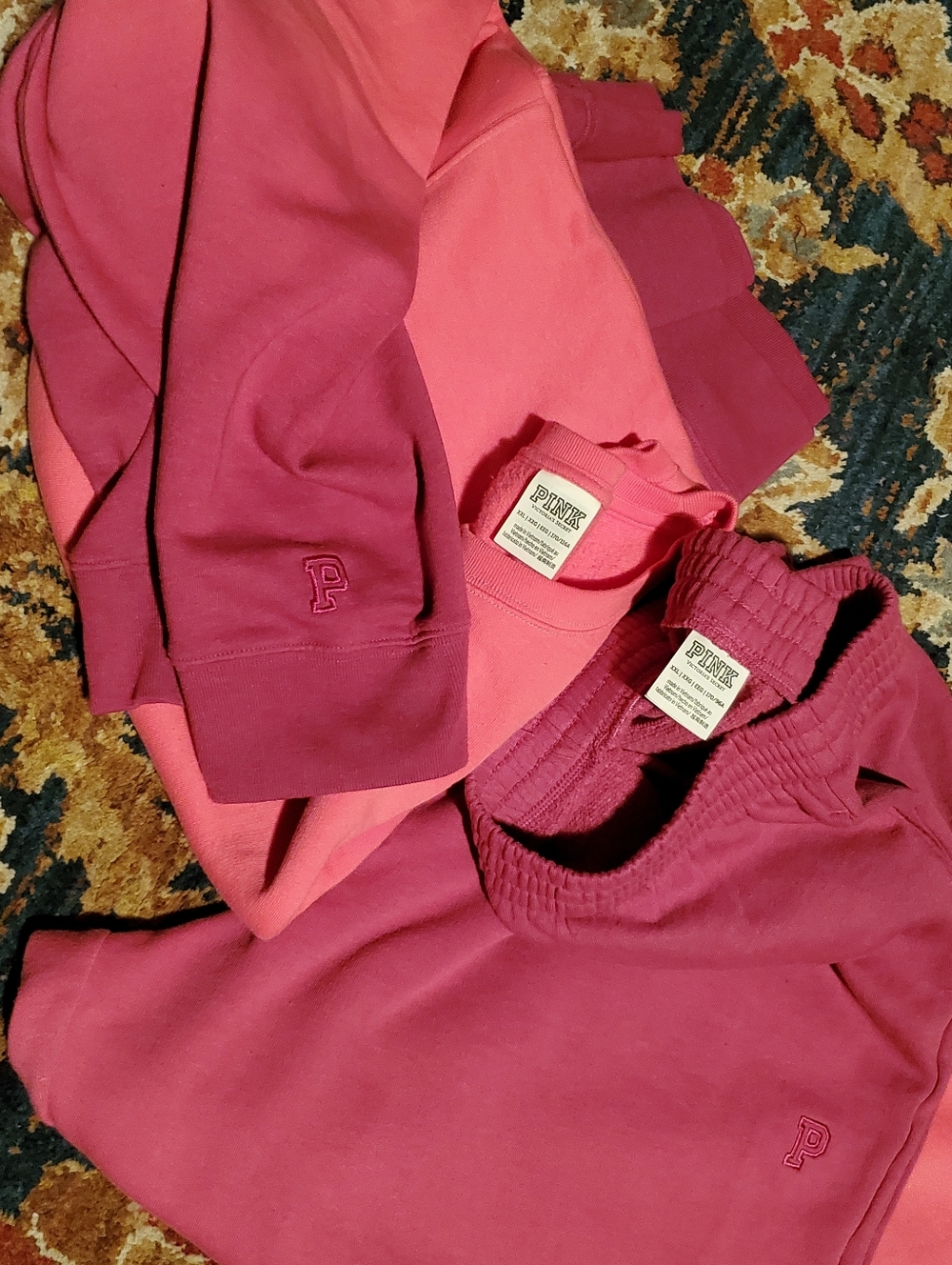 PINK Victoria's Secret Pink Ombre  Sweatshirt & Joggers Set XXL